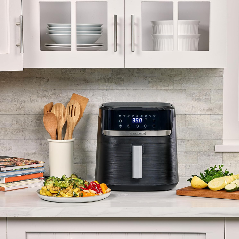 BLACK & DECKER AIR FRYER -- 8 LTR HUGE AND HDUAL BASKET